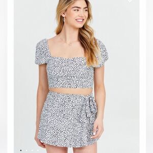 🌿NWT•Altar’d State•Polka Dot•Tie Skort•Size L•